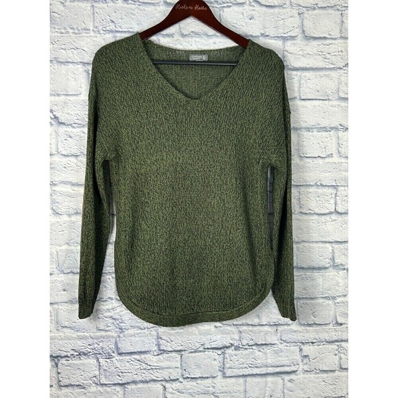 Cupcake Womens Size M Army Green Sweater V Neck Elbow Patch Side Slits Cozy T4 - Picture 3 of 12